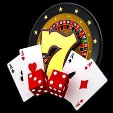 Antarmuka aplikasi casino77 menampilkan menu utama dengan pilihan olahraga, permainan dealer langsung, dan slot